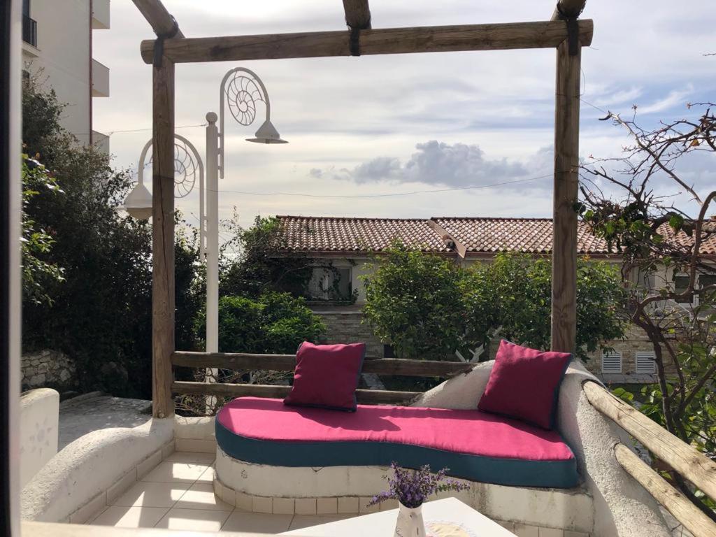 Vila 15 Bougainville Sarandë 외부 사진